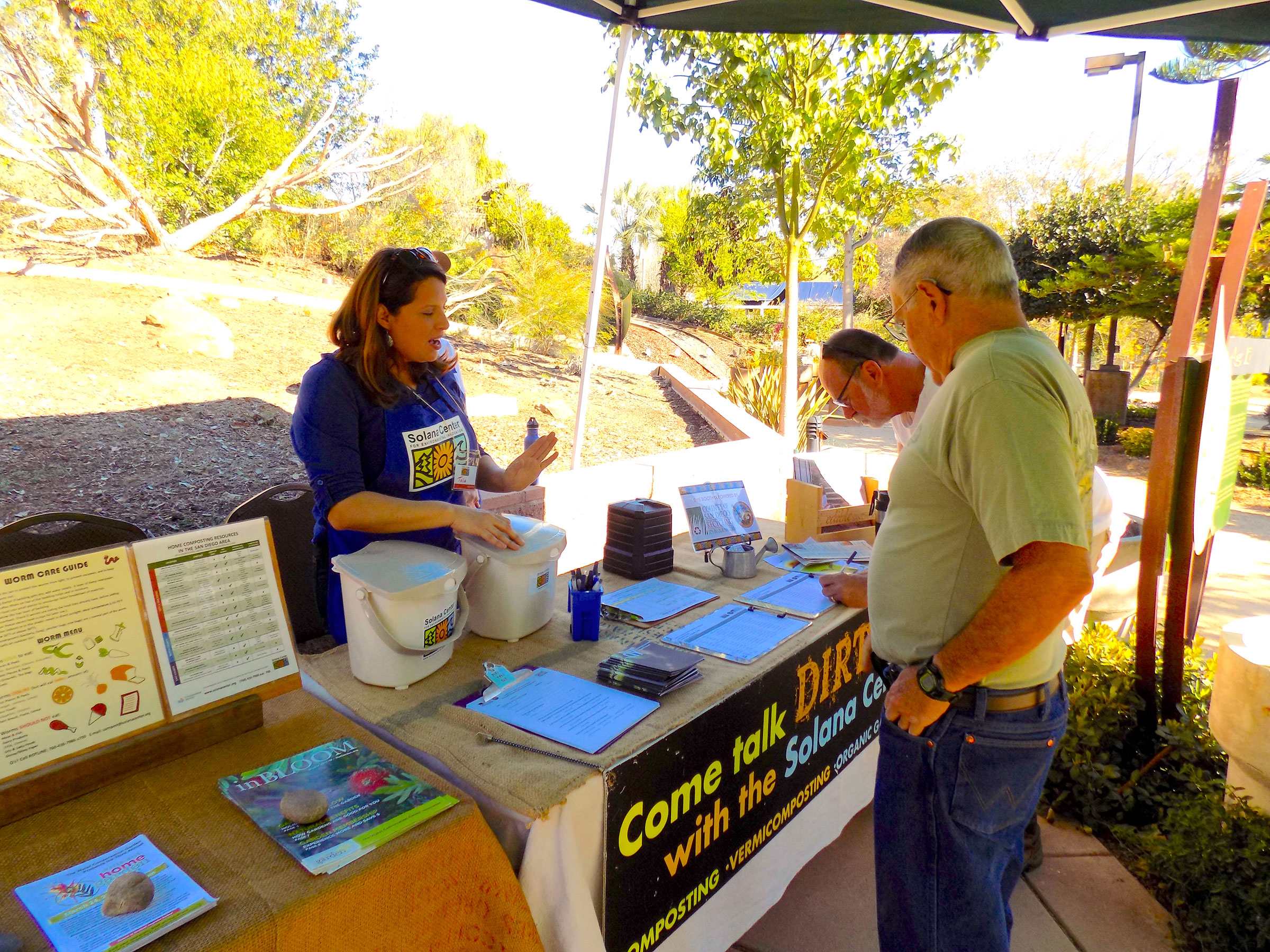 Conceptos básicos del compostaje y en el patio trasero